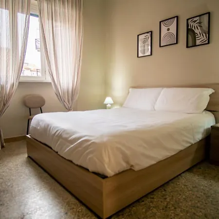 Vatican Comfortable 5 Bedroom Flat - 6 Min Metro A By Orpi Rent-2